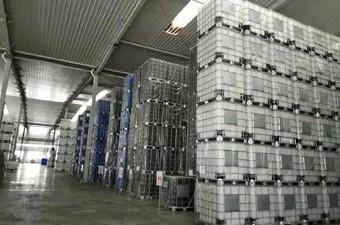 1.白色透光IBC噸桶