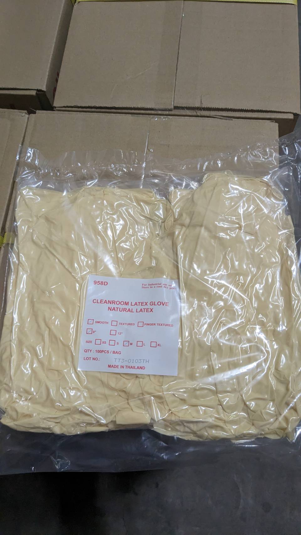 6.F-958D 9"乳膠 5.4G 手套 真空