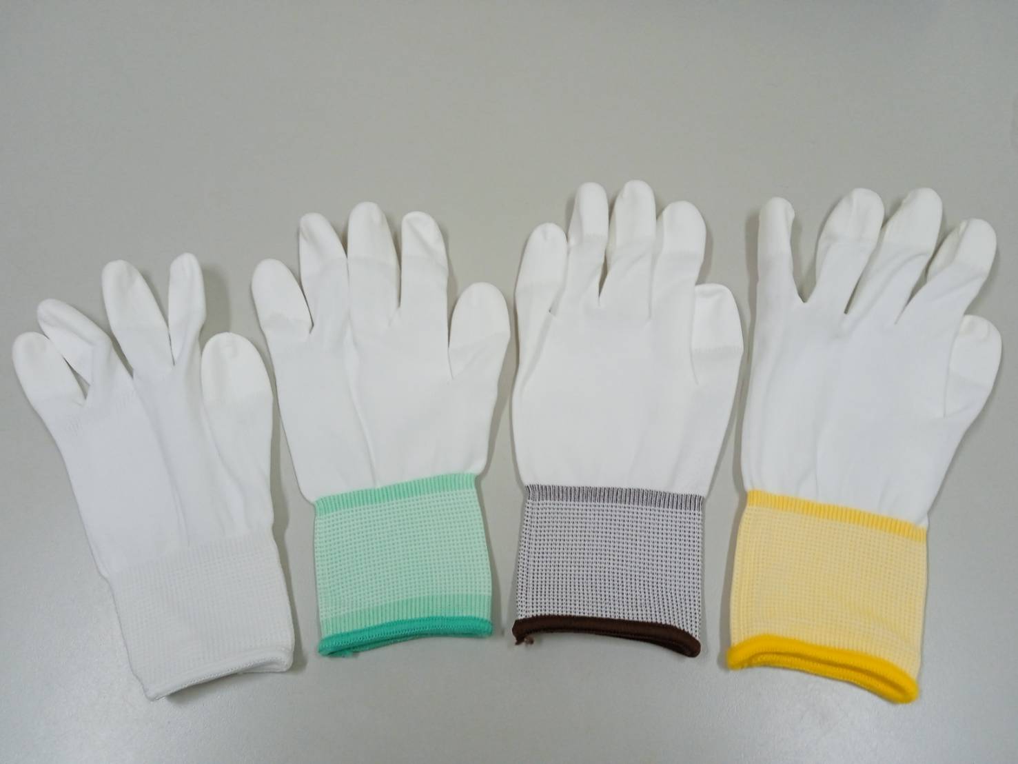 8.F-13PH 13針白PU指尖手套