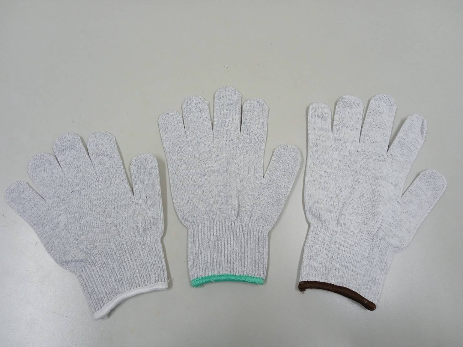 4.F-13EH 13針防靜電尼龍手套