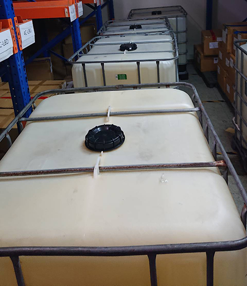 《沒清洗》中古IBC化工桶【S】TE279(原裝內容物:酒精)